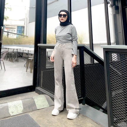 JINISO - Cutbray Highwaist Hotty Gang Jeans