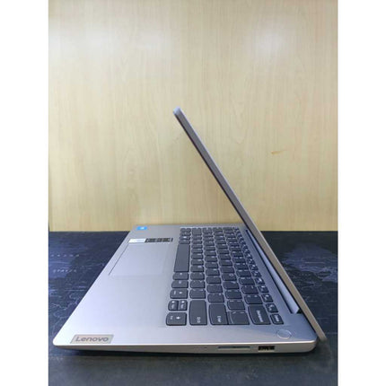 Lenovo Ideapad slim 1i Intel N4020 8GB 512GB SSD 14inch Win11Home OHS